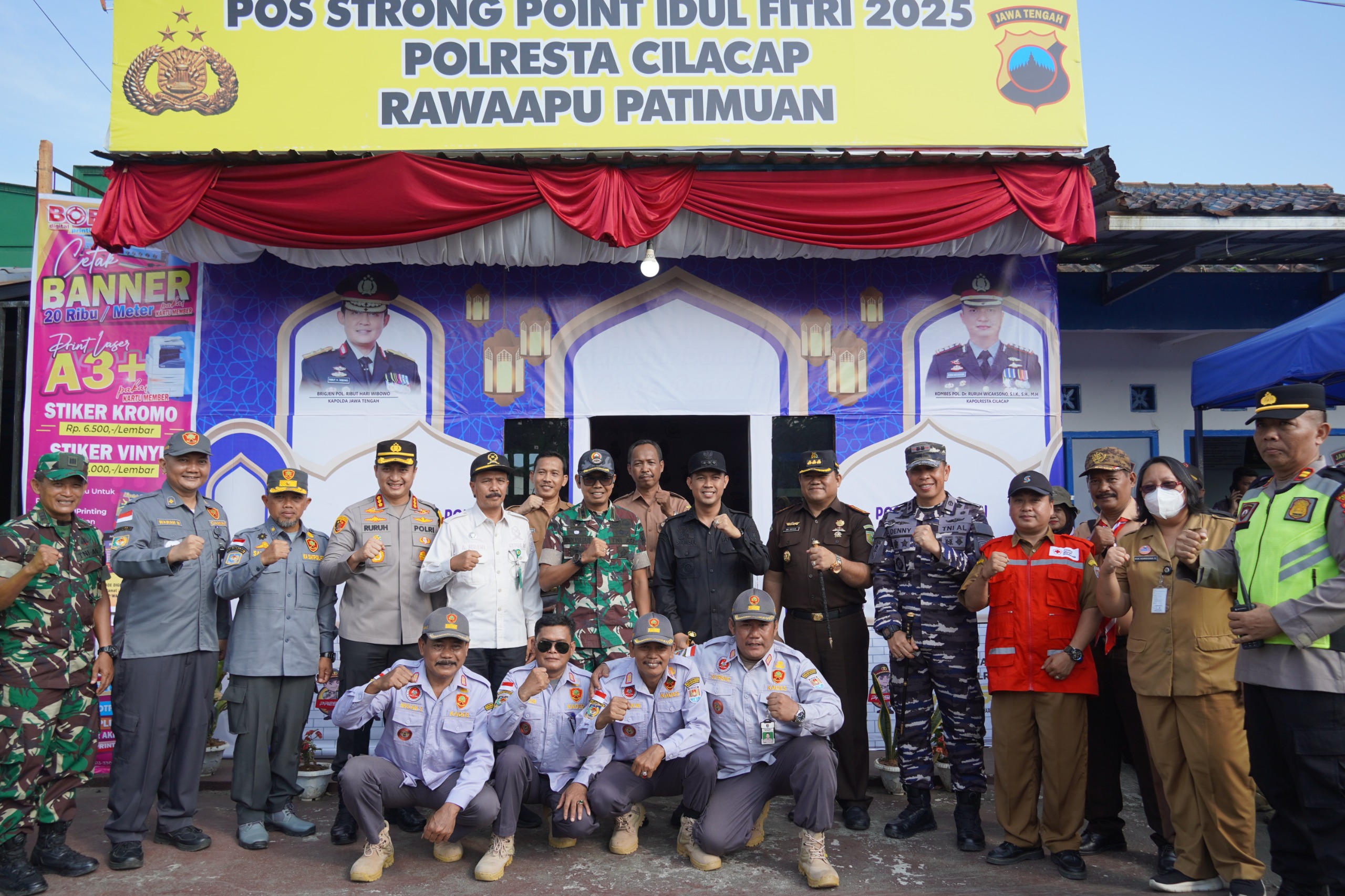 You are currently viewing Sambut Lebaran, Bupati dan Forkopimda Cilacap Pantau Sejumlah Pospam